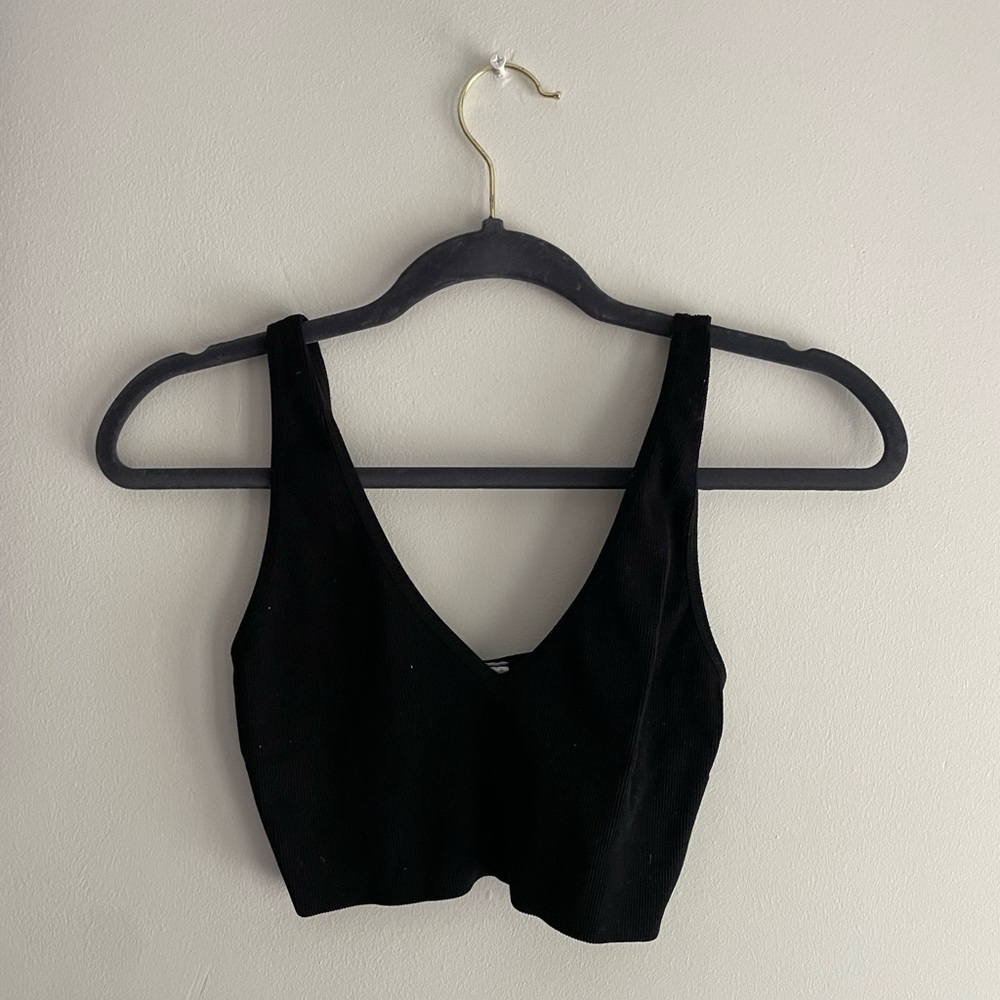 Black Dynamic Tank.